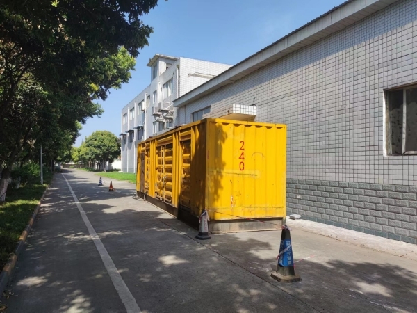 柴油發(fā)電機(jī)與汽油發(fā)電機(jī)相比，存在優(yōu)勢(shì)